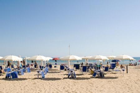 Park Hotel Resort Vasto Buitenkant foto
